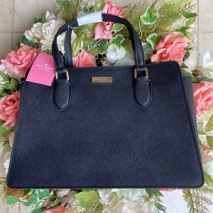 CYBER MONDAY 🛍🎉♠️ Laurel Way Reese Black Satchel